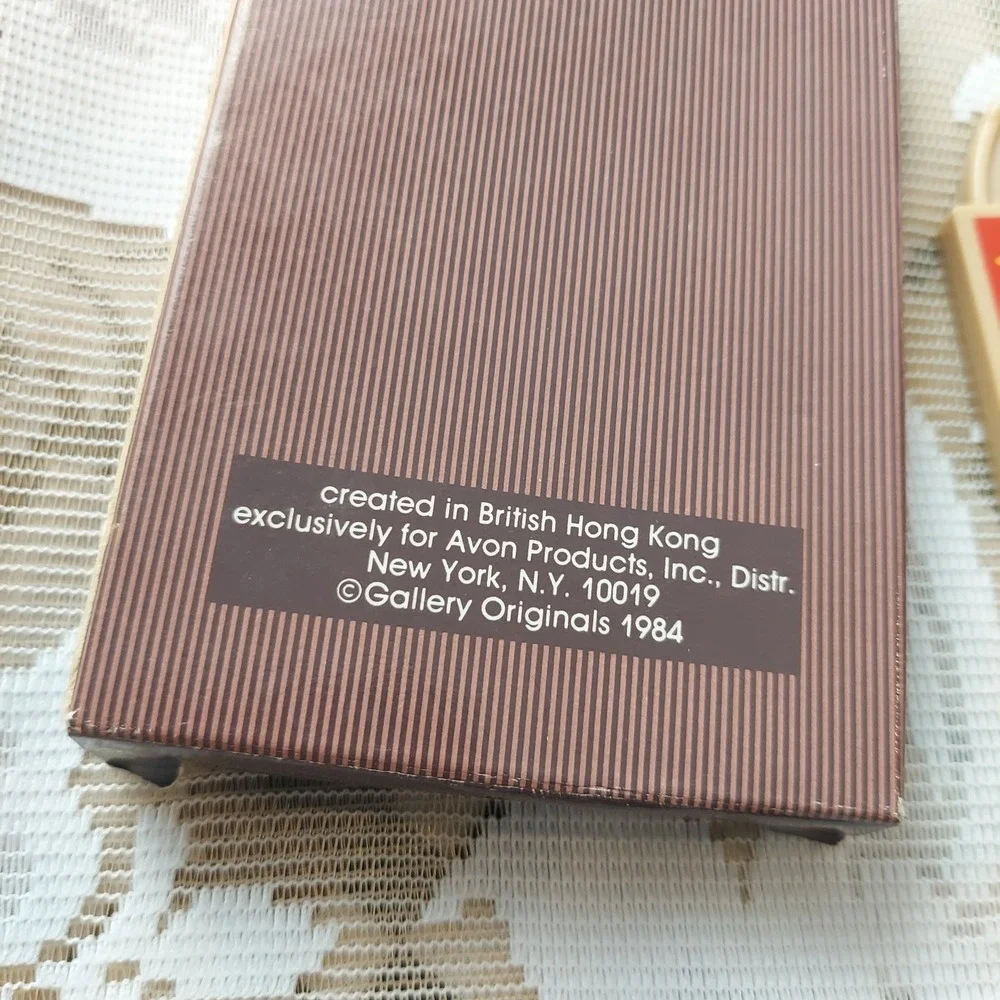 Avon vintage 1984